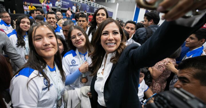 Entregan premio estatal del deporte y reconocimientos a medallistas