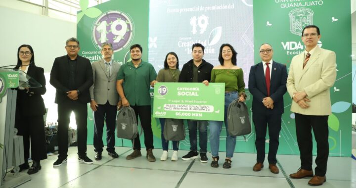 Ganan primer lugar en categoría social estudiantes del CCS durante el 19° Concurso de Creatividad e Innovación UG