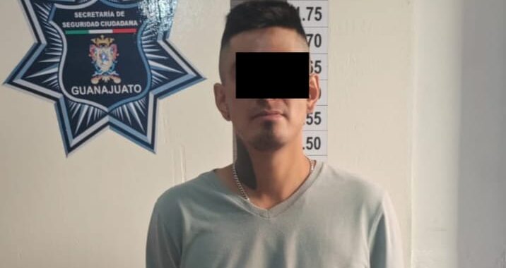 Detienen a hombre que tiene una orden de aprehensión vigente por robo