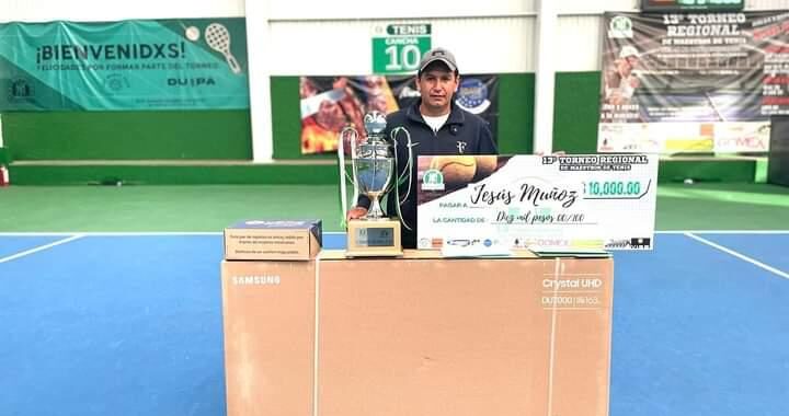 SE MANTIENE JESÚS EDGAR MUÑOZ COMO “MAESTRO DE MAESTROS”