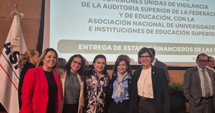 Rectora General UG participa en la entrega de informes financieros auditados y avances académicos
