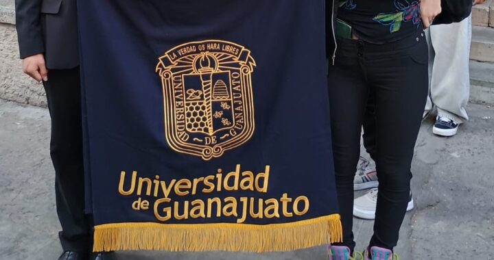 Celebra UG el Día de Muertos en la ENMS Centro Histórico León