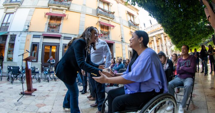 La alcaldesa capitalina reafirma su compromiso por garantizar el derecho para todas las personas