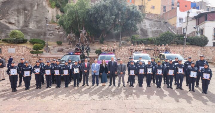 Cuenta SSC con 28 elementos graduados de la academia de policía