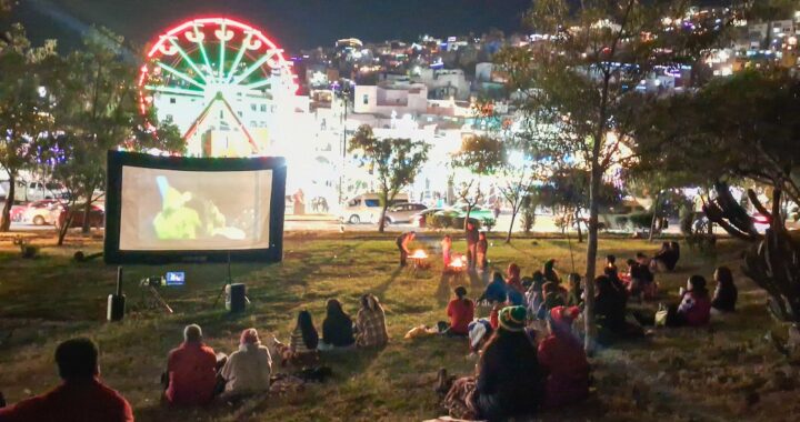 Éxito total el primer Picnic de Pijamas y Pelis Navideñas en Guanajuato