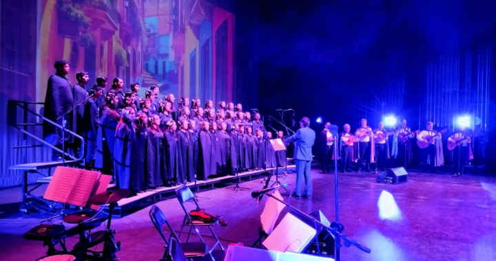 El Coro Monumental de Celaya brilla en su 15 aniversario