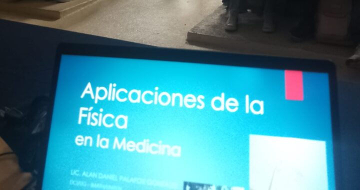 Jóvenes en la ciencia UG comparten su experiencia en escuelas de nivel medio superior del estado