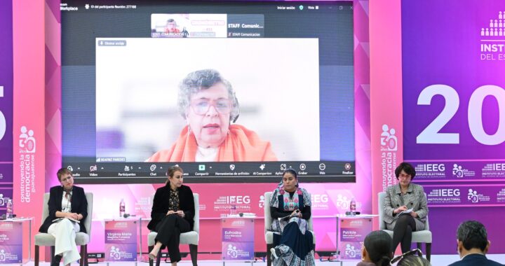 Realiza IEEG panel con mujeres: «Voces de cambios, mujeres al frente»
