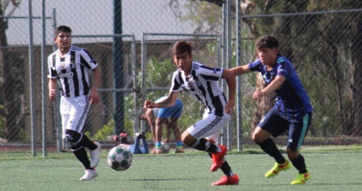 ECHA HUMO BLANCO EL FÚTBOL MUNICIPAL Y TIENE NUEVO LÍDER