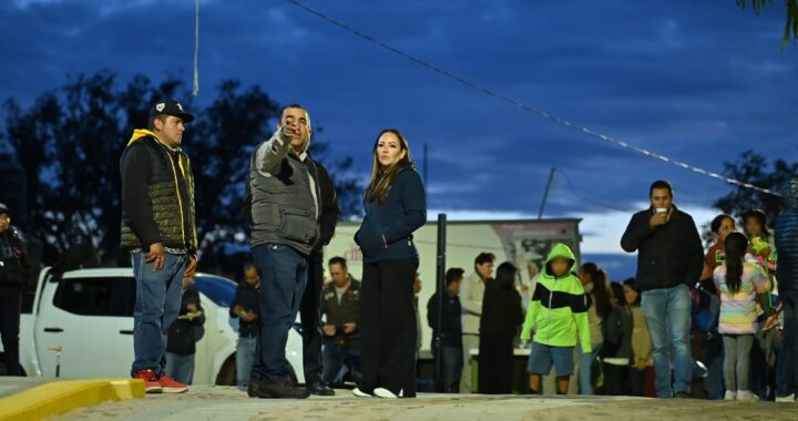 Lleva Samantha Smith obras de calidad a la sierra de Guanajuato