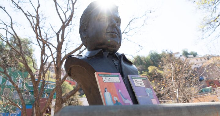 Conmemoran natalicio de Jorge Ibargüengoitia