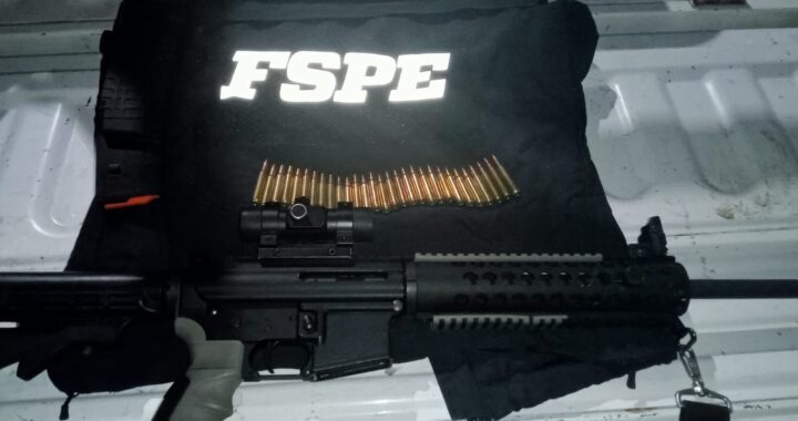 Detiene FSPE a joven mujer con arma larga en Dolores Hidalgo 