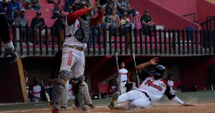 LAS MOMIAS DE GUANAJUATO ACARICIAN LA CORONA ESTATAL DE BÉISBOL