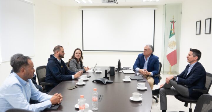 Trabajamos por un transporte público eficiente para Guanajuato: Samantha Smith