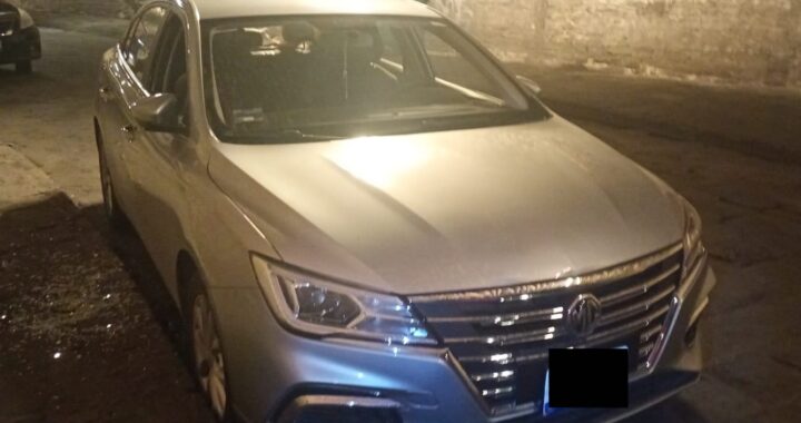 Policía municipal detiene a dos presuntos responsables de robo en la calle Subterránea