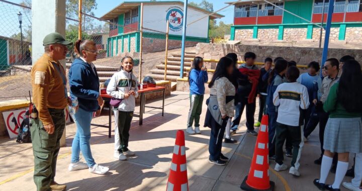 Llevan cultura vial a secundaria en Guanajuato Capital