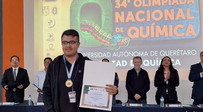 Con participación UG, estudiantes del NMS ganan medalla de plata en la XXXIV Olimpiada Nacional de Química