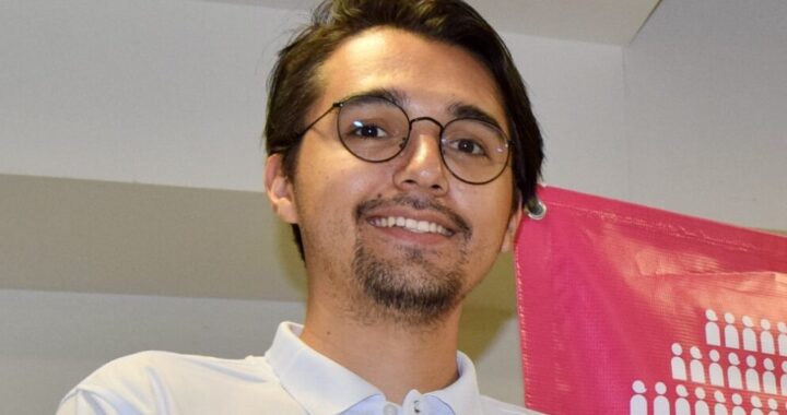 Víctor Caballero, alumno de UG Irapuato, es Embajador por la Democracia del IEEG