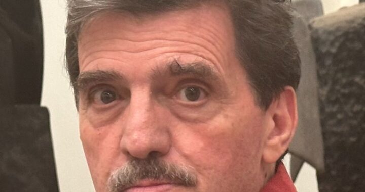 Otorga UG el VIII Premio Jorge Ibargüengoitia de Literatura al escritor Enrique Serna