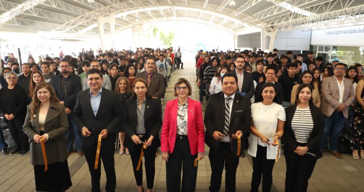 Promueve UG su oferta educativa en la 5ta. Feria de Orientación Vocacional