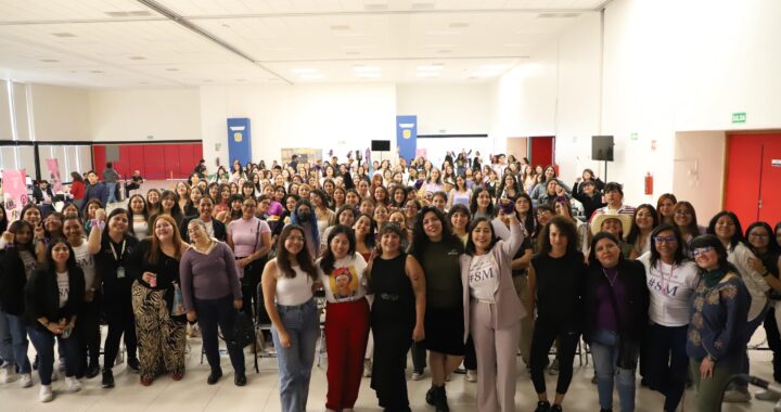 Lleva a cabo UG el primer Encuentro de Mujeres Universitarias