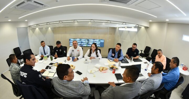 Samantha Smith fortalece seguridad con la Región D de la Fiscalía del Estado