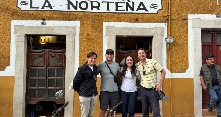 Recorren Guanajuato Capital Luke Wilson, Scott Eastwood y Maurice Fadida con Samantha Smith