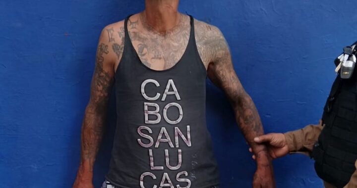 Detienen a hombre en la Capital con 25 pastillas de medicamento controlado