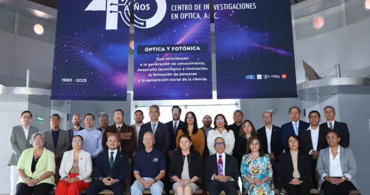 Centro de Investigaciones en Óptica UG celebra 45 años de contribuir al desarrollo científico y tecnológico
