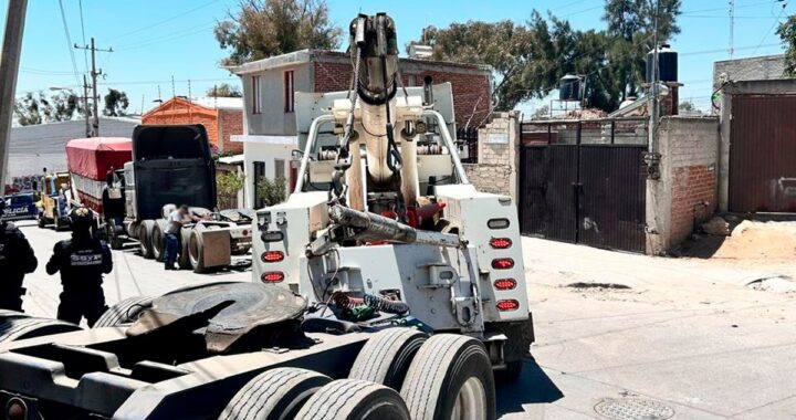 Catean bodega y recuperan camiones robados en operativo conjunto