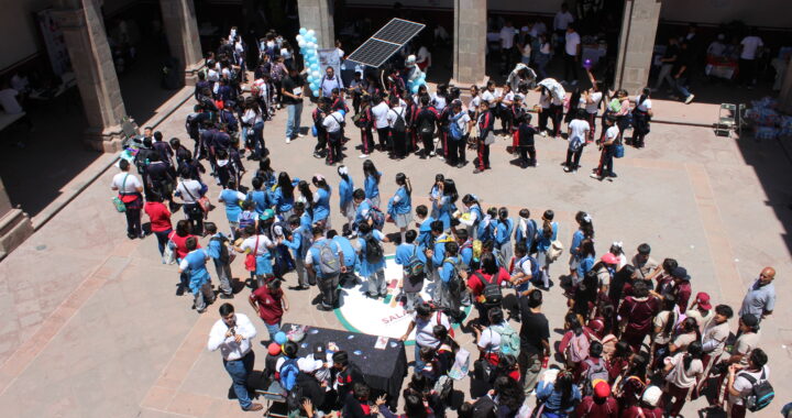 Participan más de mil infantes en Feria de Cultura Científica organizada por estudiantes UG