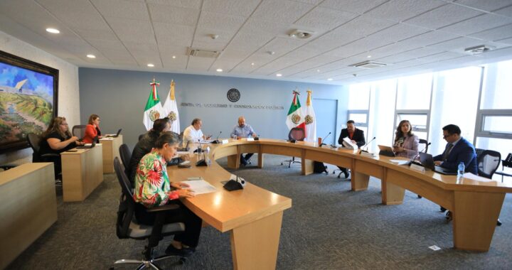 Avalan terna para elegir a la persona titular de la Contraloría del Congreso