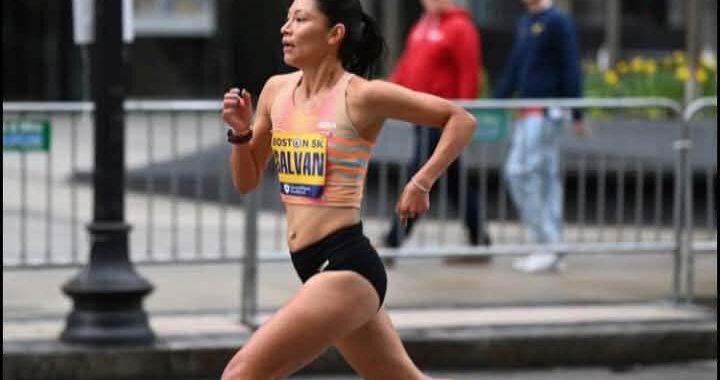 LAURA GALVÁN SE COLOCA EN EL TOP TEN DE LOS 5K BOSTON MARATHON