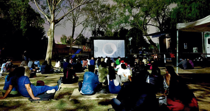 Se estrena el documental: En la sombra del eclipse, producido por la UNAM