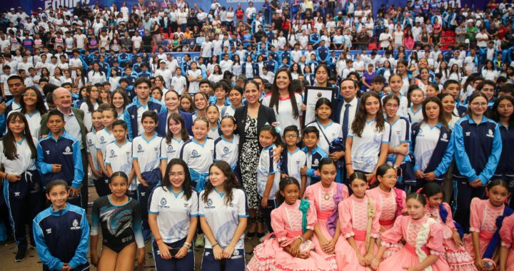 Abandera gobernadora a más de 800 atletas que representarán a Guanajuato en los juegos CONADE 2025