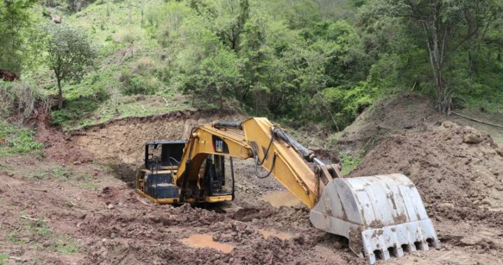 Inicia administración municipal construcción de abreviadores en las comunidades