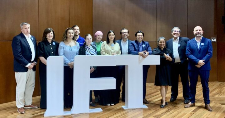 Innovación con sello UG: alumnas de Ingeniería en Alimentos reciben mención honorífica en el IFT 2025 