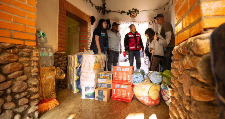 Familias de San Pedro de Ibarra reciben más apoyos tras inundaciones