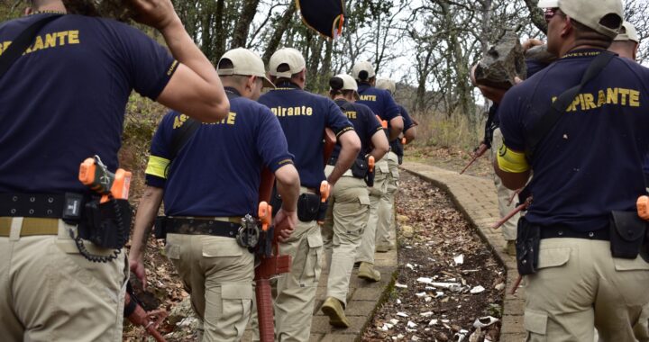 Agentes de Investigación Criminal se preparan para ejercer su función