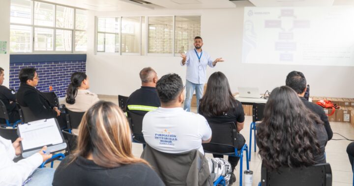 Fomenta secretaría de las Mujeres nuevas masculinidades