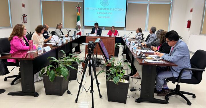 Cierran casilla en Valle de Santiago por la presencia de hombres armados; hubo poca participación