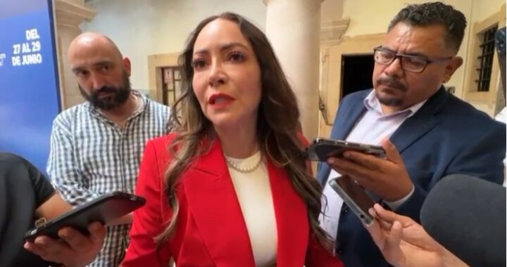 Despide alcaldesa a Valencia Gallo, luego del altercado en el mercado Hidalgo