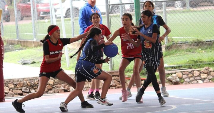 GALI ARROLLA A VERITAS EN LA FINAL POR 49-29 Y SE CORONA EN EL BASQUETBOL INFANTIL FEMENIL