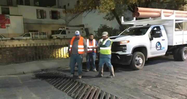 RETIRA SIMAPAG DE LAS ALCANTARILLAS MÁS DE 182 TONELADAS DE DESECHOS