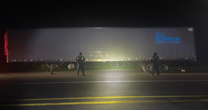 Recuperan en Silao caja refrigerada con helados valuados en medio millón de pesos