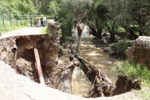 En el camino antiguo a Marfil solo se rehabilitará el muro que afectó el socavón