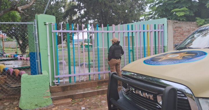 Previenen robos con pláticas en las escuelas de la capital del estado