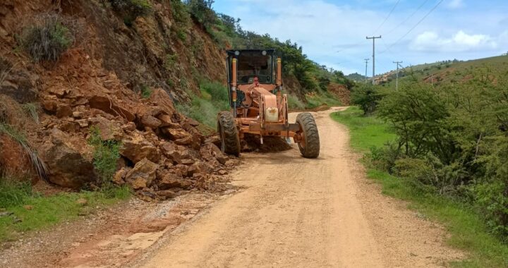 Intervienen 114 kilómetros de caminos rurales en temporada de lluvias