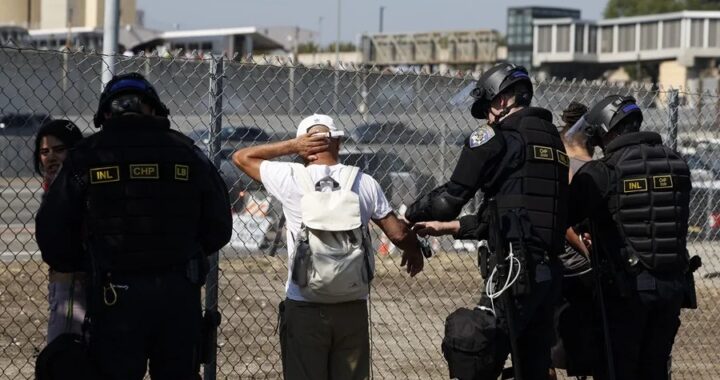 Lamenta diputada que latinos estén deportando a latinos en EUA