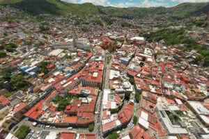 La Dirección General de Desarrollo Urbano emite recomendaciones para quienes planean construir o comprar un terreno